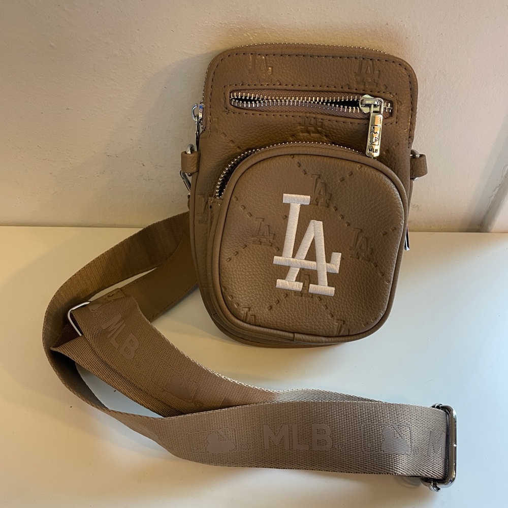 MLB Tan Crossbody Bag with LA Dodgers Logo